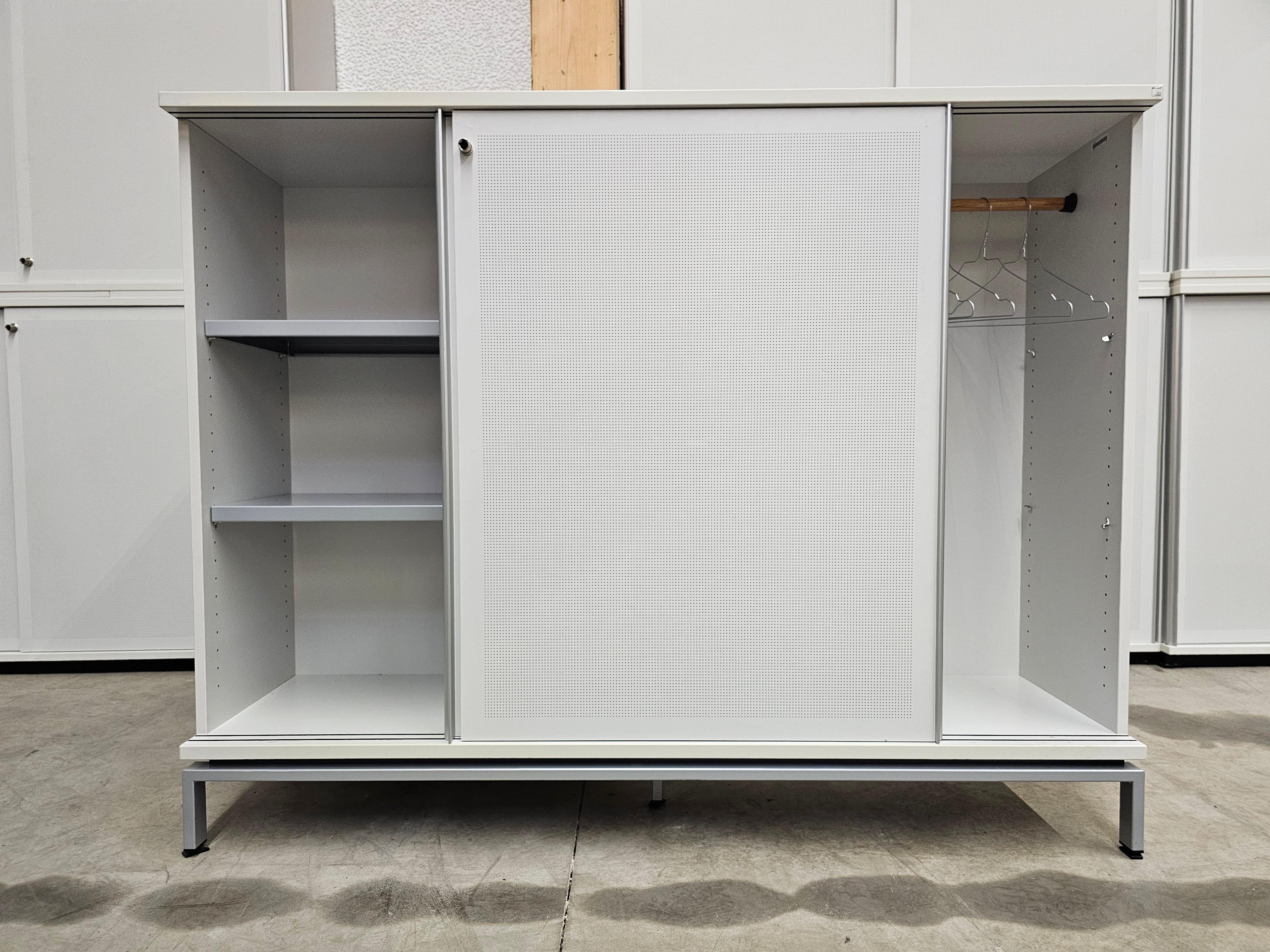 VENDUE Armoire